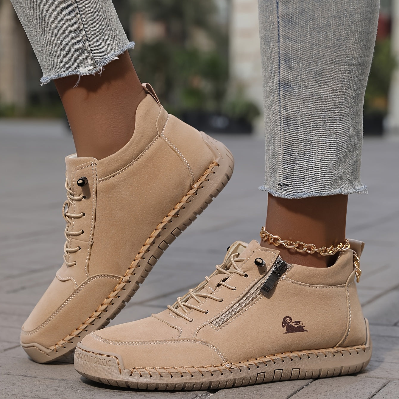 Khaki / 35